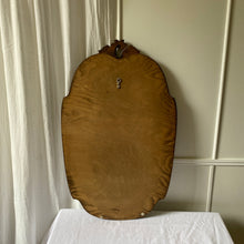 Charger l'image dans la galerie, Miroir en bois vintage

