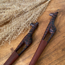 Charger l'image dans la galerie, Grands couverts à salade en bois vintage

