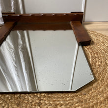Charger l'image dans la galerie, Miroir Art déco à poser en bois vintage
