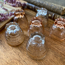 Charger l'image dans la galerie, Verres à shooters vintage
