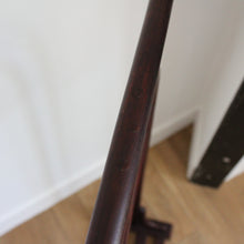 Charger l'image dans la galerie, Valet de chambre Fischel en bois courbé

