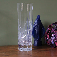 Charger l&#39;image dans la galerie, Vases en verre vintage
