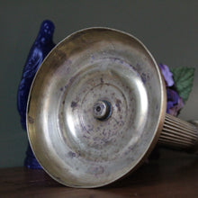 Charger l&#39;image dans la galerie, Chandeliers, bougeoirs anciens
