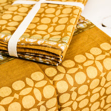 Charger l'image dans la galerie, 6 serviettes indiennes en coton, jaune
