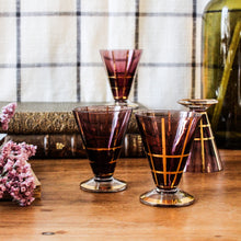 Charger l'image dans la galerie, Verres à liqueur soufflés Art Déco
