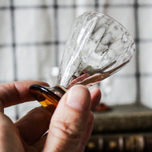 Charger l'image dans la galerie, Verres anciens en cristal soufflé Art Déco
