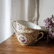 Charger l'image dans la galerie, Duo de larges tasses en porcelaine Colombia
