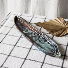 Charger l'image dans la galerie, Plat artisanal japonisant vintage

