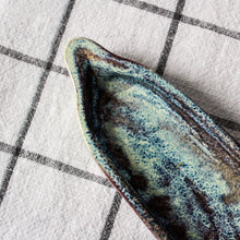 Charger l'image dans la galerie, Plat artisanal japonisant vintage
