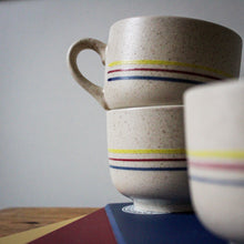 Charger l'image dans la galerie, Ensemble de 6 tasses Mid-century vintage
