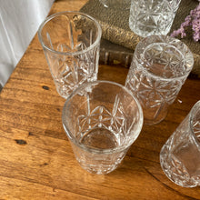 Charger l'image dans la galerie, Série de 6 petits verres à whisky
