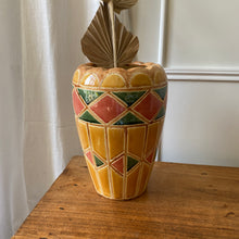 Charger l'image dans la galerie, Grand vase  vintage en céramique terracotta
