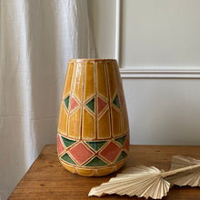 Charger l'image dans la galerie, Grand vase  vintage en céramique terracotta

