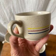 Charger l'image dans la galerie, Ensemble de 6 tasses Mid-century vintage
