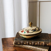 Charger l'image dans la galerie, Boîtes à bijoux en laiton cloisonné vintage
