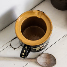 Charger l&#39;image dans la galerie, Pichets de cuisine anciens
