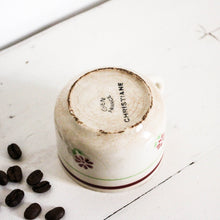 Charger l&#39;image dans la galerie, Trio de tasses anciennes &quot;Christiane&quot;
