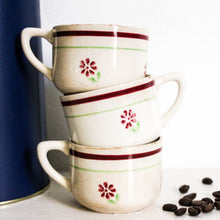 Charger l&#39;image dans la galerie, Trio de tasses anciennes &quot;Christiane&quot;

