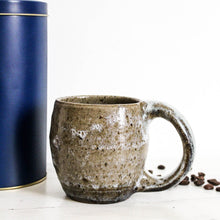 Charger l&#39;image dans la galerie, Mug, poterie de la Vallée Noire
