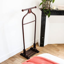 Charger l'image dans la galerie, Valet de chambre Fischel en bois courbé
