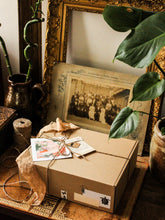 Charger l&#39;image dans la galerie, Coffret cadeau vintage &quot;Pluvier de Java&quot;
