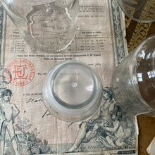 Charger l&#39;image dans la galerie, Ensemble de pots en verre vintage
