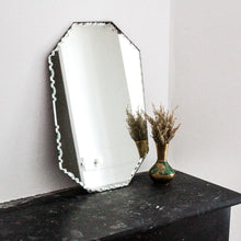 Charger l&#39;image dans la galerie, Miroir  octogonal biseauté vintage
