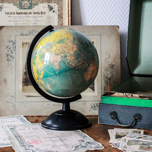 Mappemonde ou globe terrestre vintage