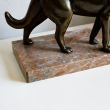 Charger l&#39;image dans la galerie, lampe marbre chien pied
