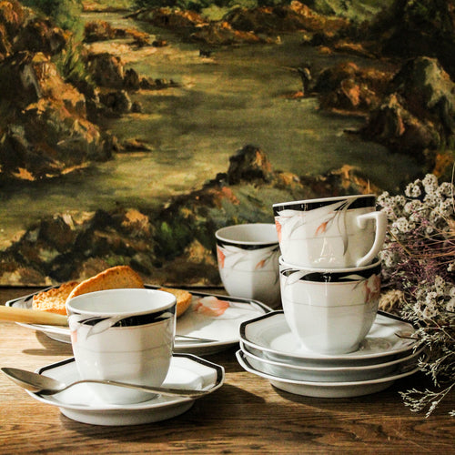 Service à thé ou café en porcelaine vintage